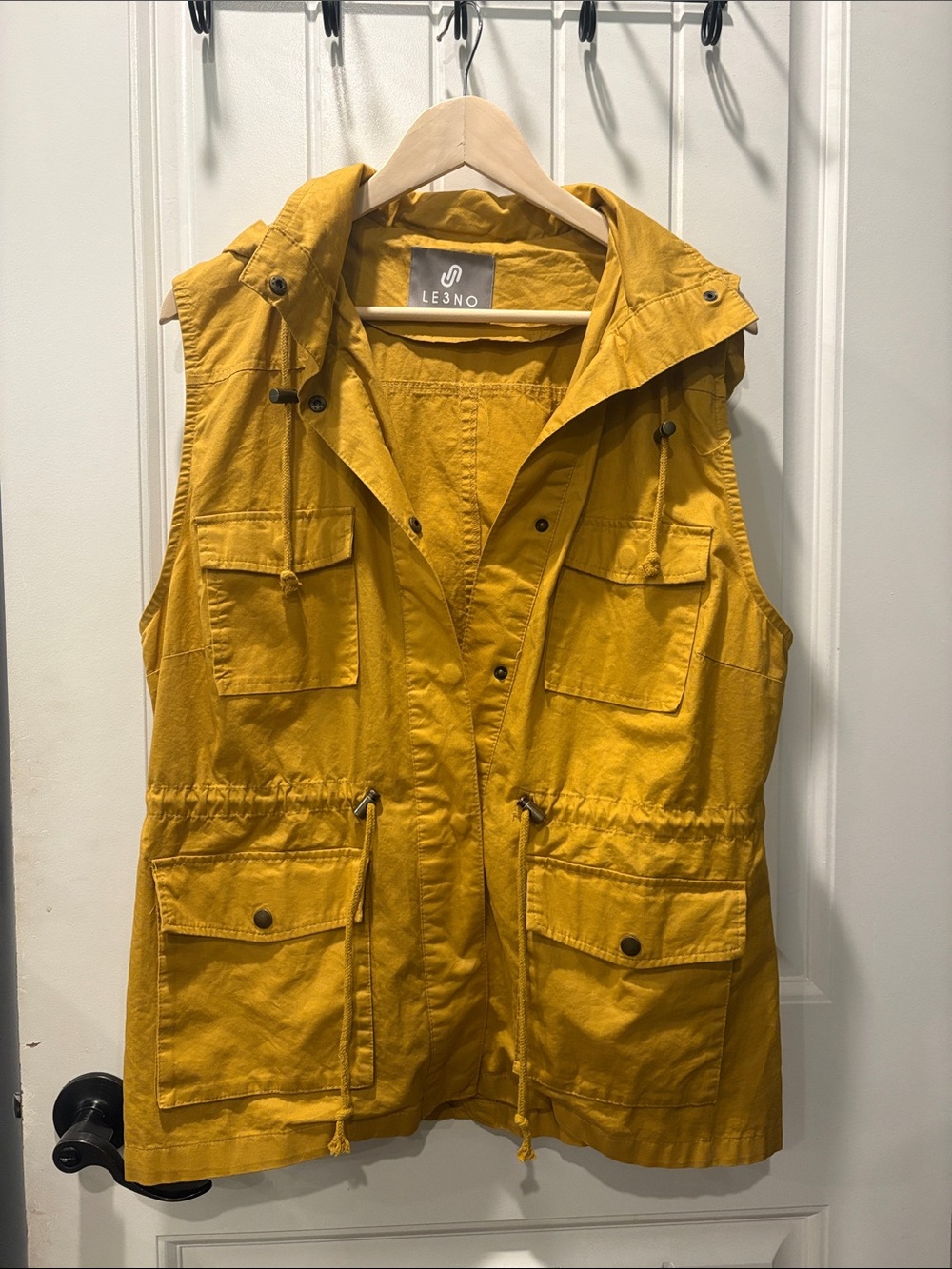 Mustard yellow sleeveless Utility Hooded cargo Vest  LE3NO size XL